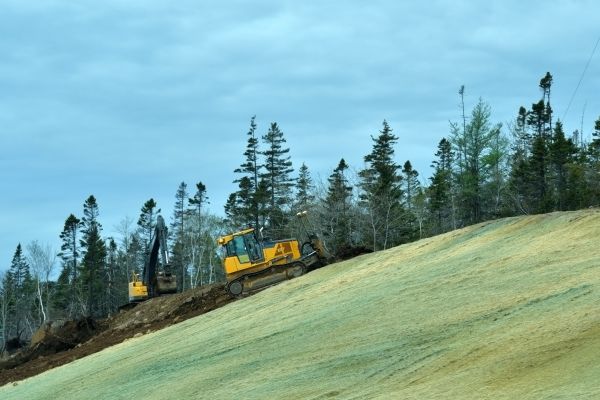 Hill Excavation in Hendersonville